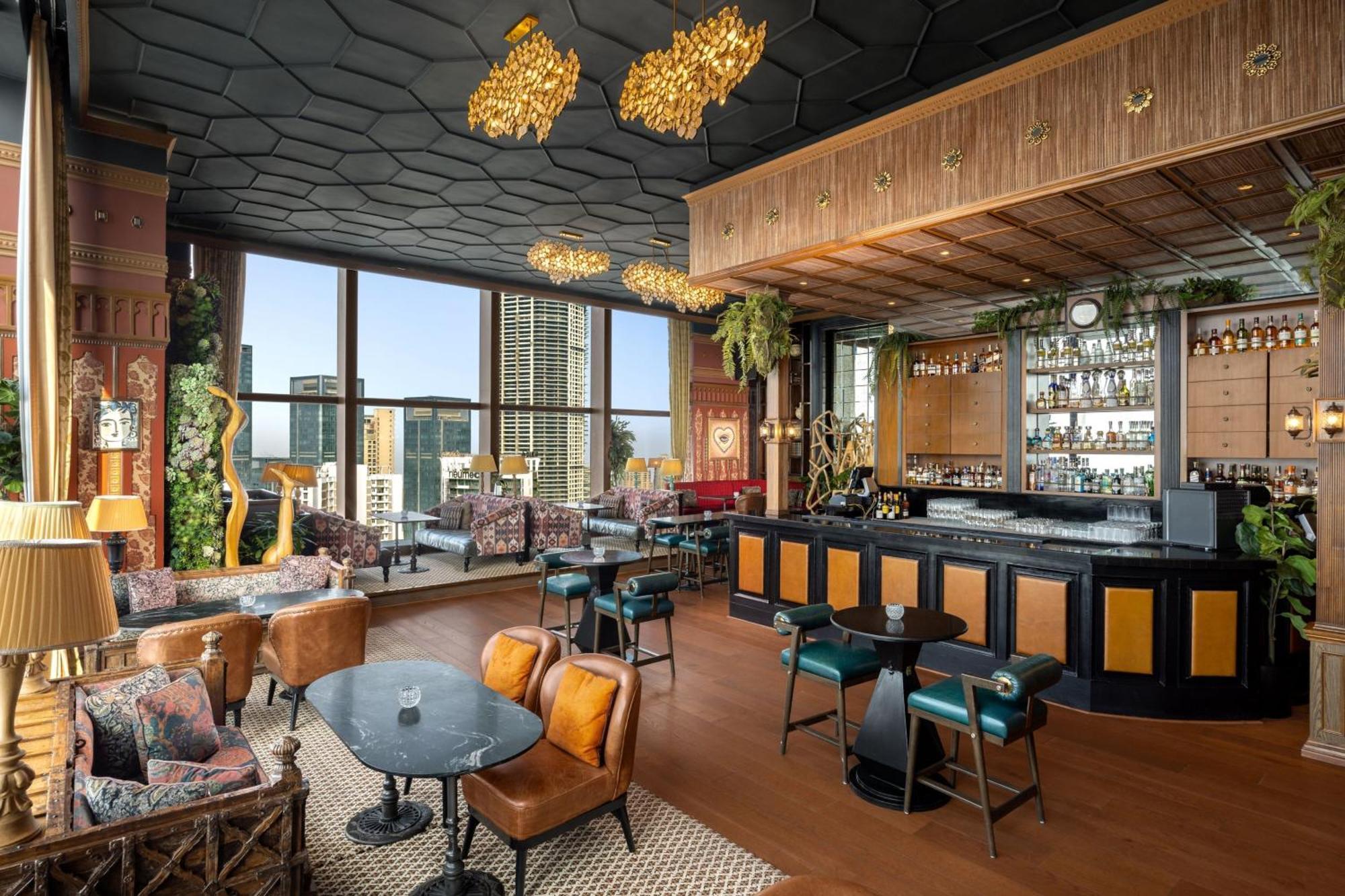 The St. Regis Mumbai Bombaim Exterior foto The Bar